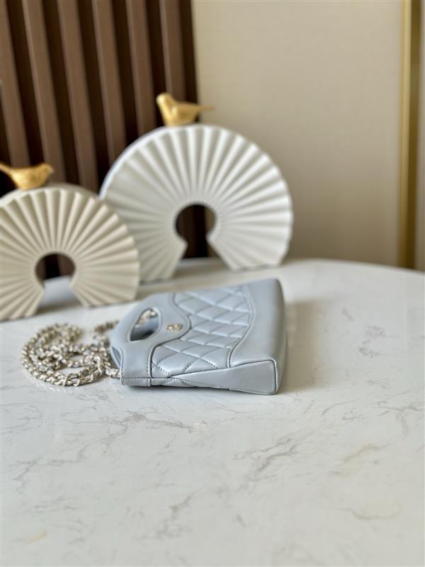 2026131221458247 570